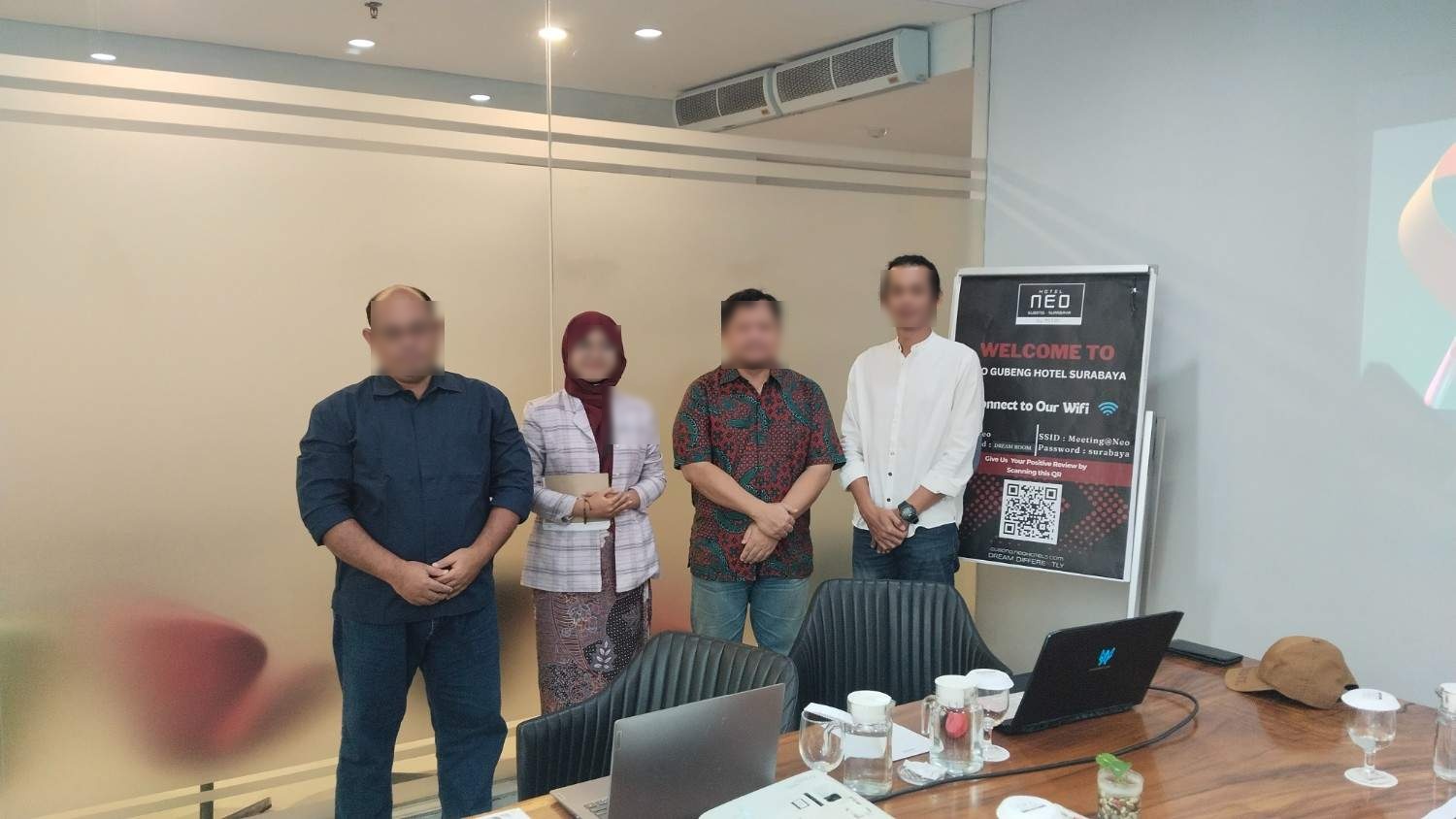 Dokumentasi Foto Bersama Trainer dan Peserta pada TRAINING TKDN ( TINGKAT KOMPONEN DALAM NEGERI ) oleh KONSULTAN PELATIHAN INDONESIA