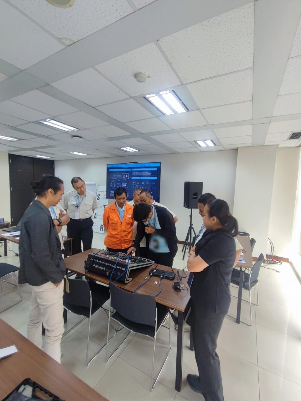 Sound System Training TRAINING PENGOPERASIAN SOUND SYSTEM | Laporan Training & Dokumentasi ...