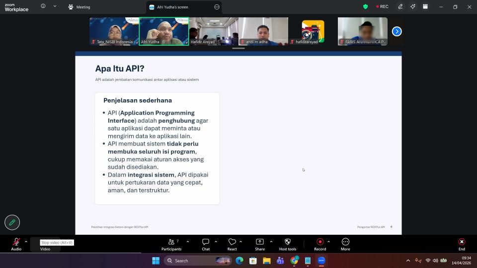 Training Integrasi sistem dengan restful API | Laporan Training ...